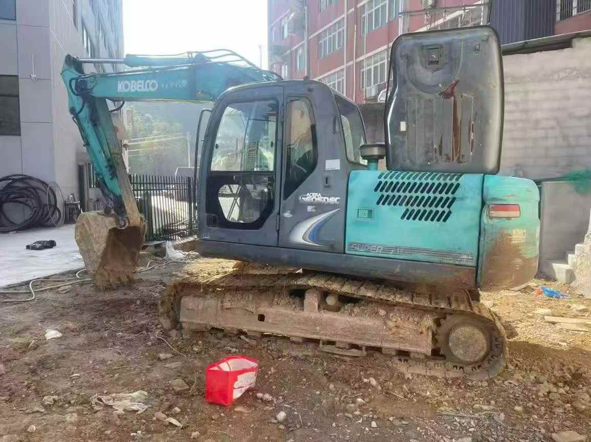 Used Kobelco SK130 Excavator 2016 Model / 2