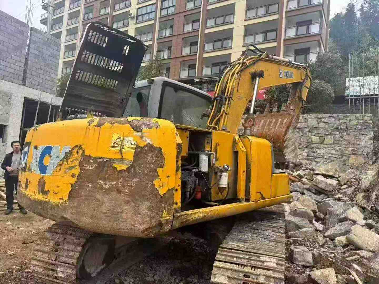 Used XCMG XE150 Excavator 2016 Model / 4