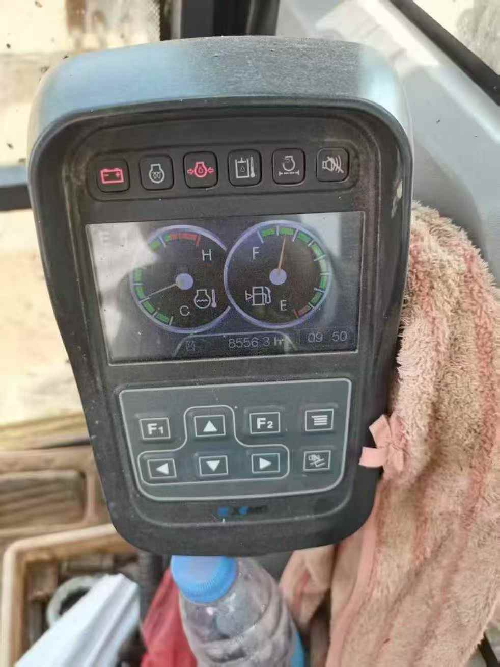 Used XCMG XE75WD Excavator 2022 Model / 8