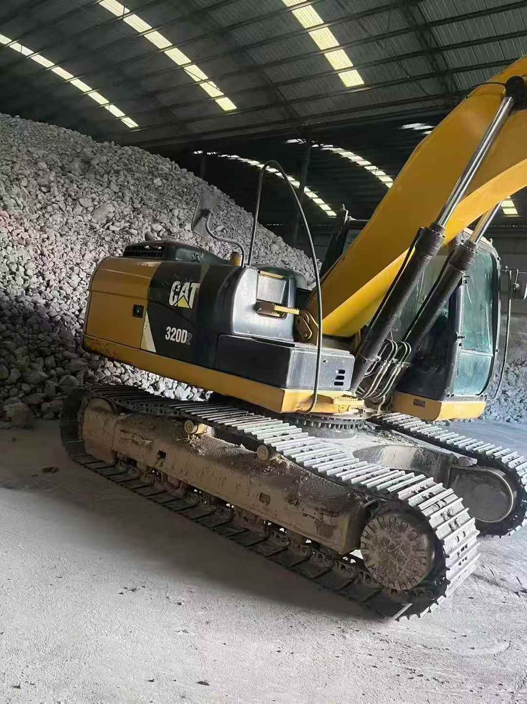 Used Caterpillar 320D Excavator 2014 Model / 7