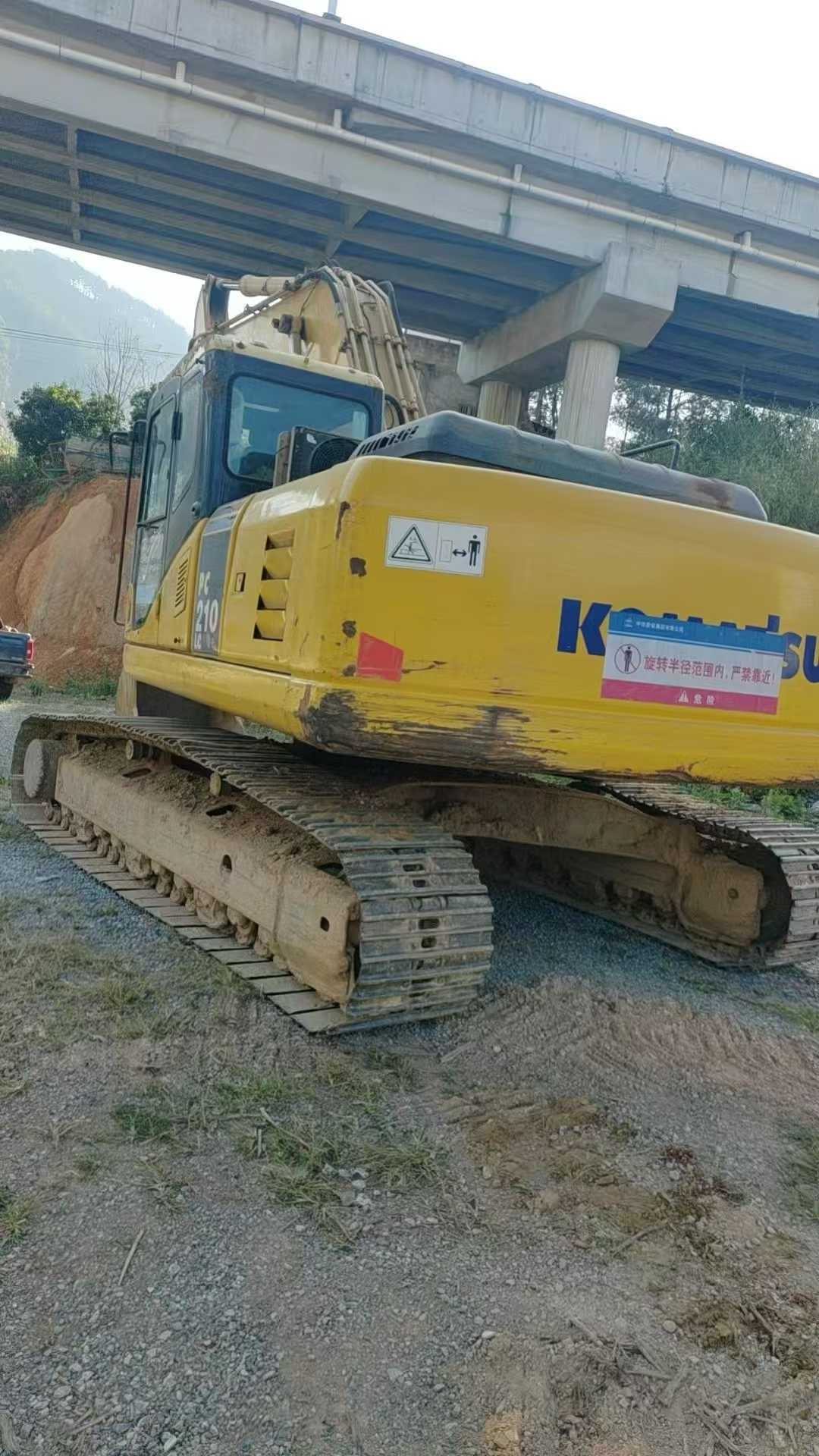 Used Komatsu PW220-7 Excavator 2016 Model / 3