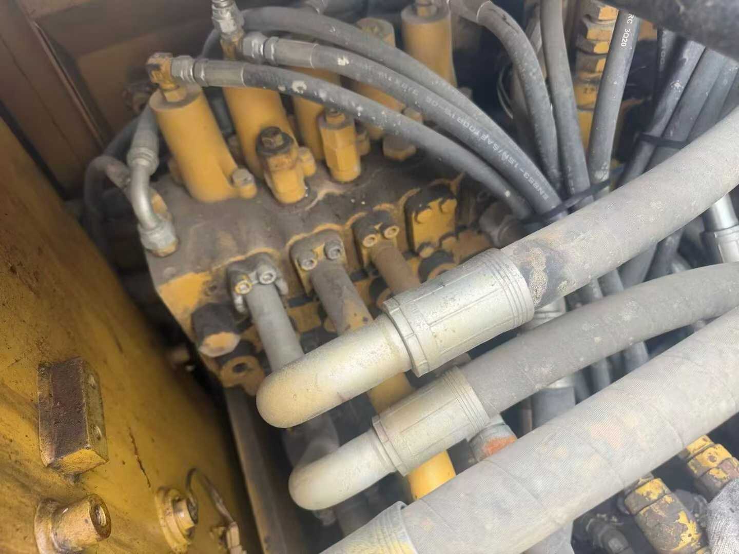 Used Caterpillar 323 Excavator 2012 Model / 6