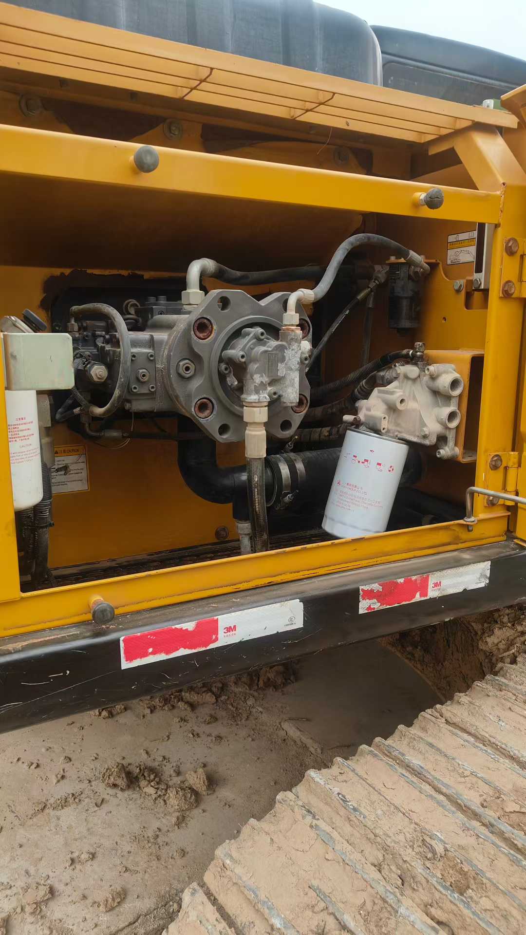 Used Sany SY215C-10 Excavator 2017 Model / 9