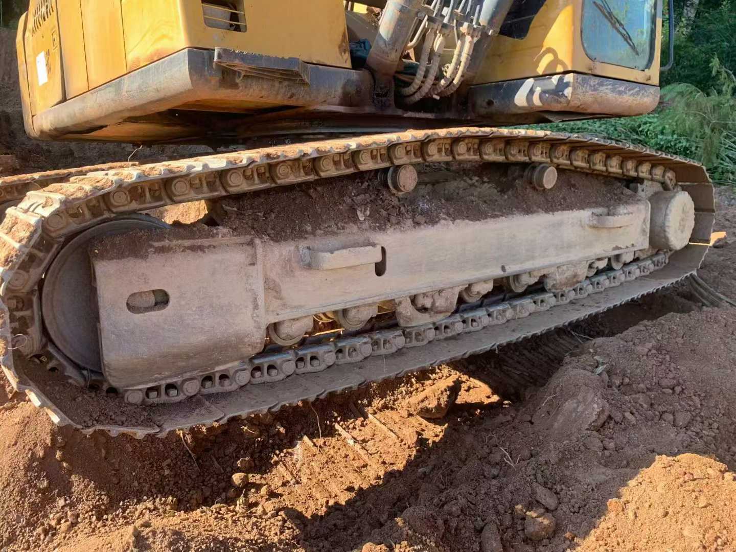 Used Caterpillar CT220-8 Excavator 2015 Model / 3