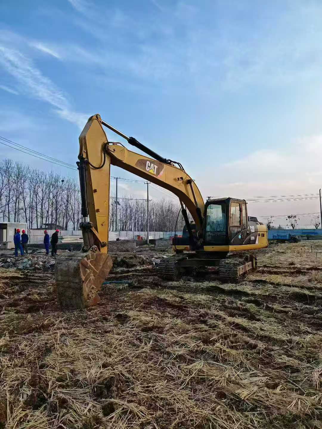 Used Caterpillar 320D Excavator 2015 Model / 2