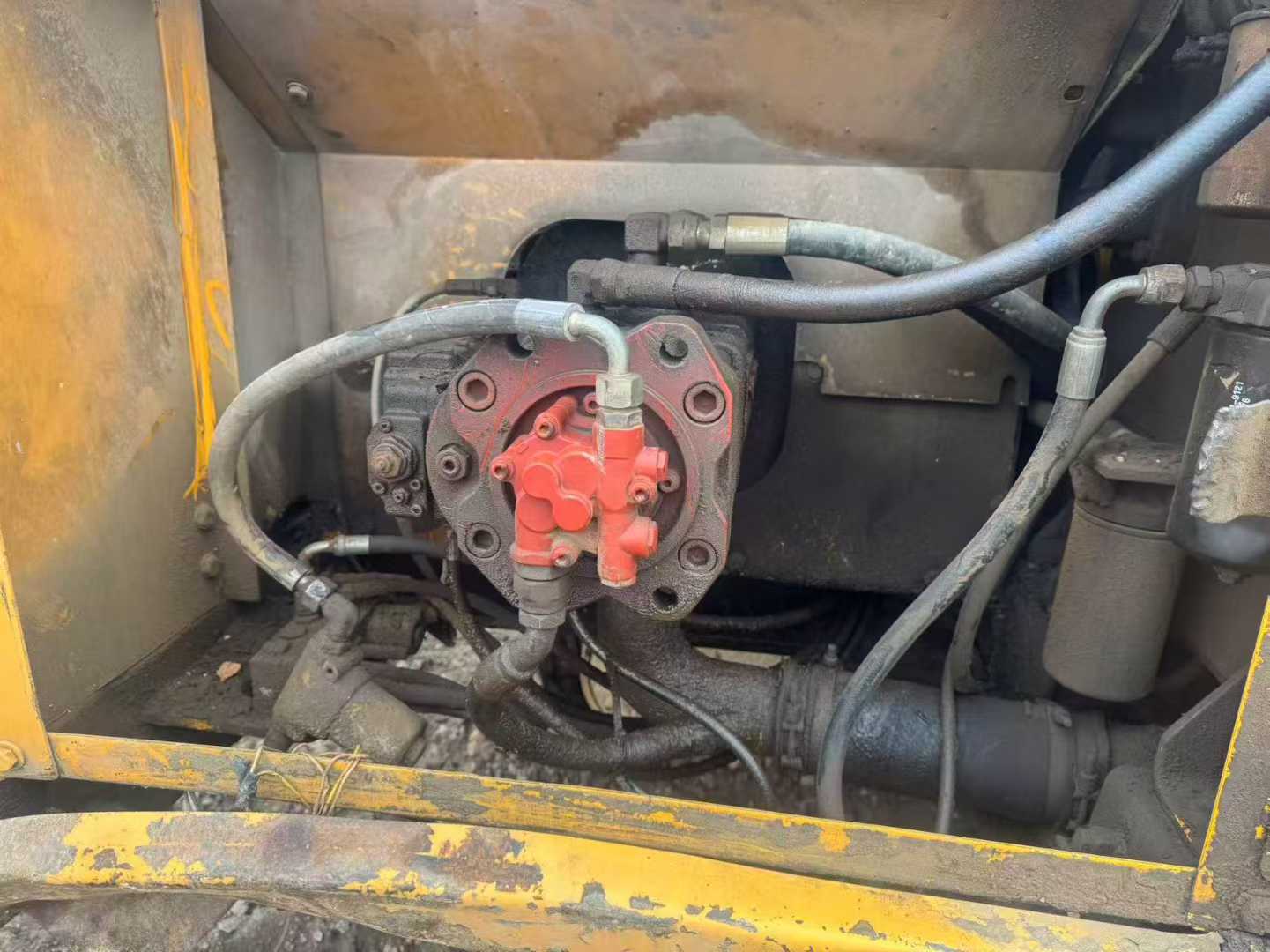 Used Hyundai R215-7 Excavator 2016 Model / 2