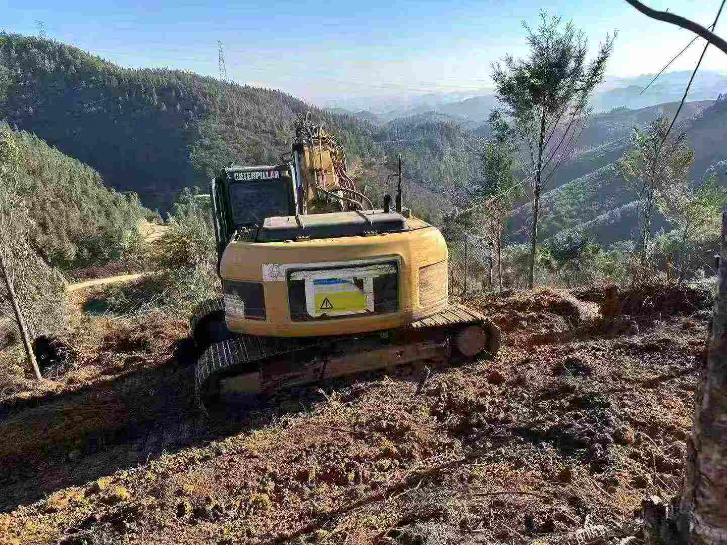 Used Caterpillar CT20 Excavator 2016 Model / 4