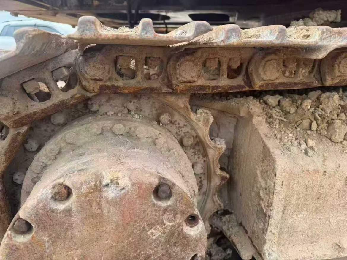 Used Hitachi ZAXIS200 Excavator 2016 Model / 3