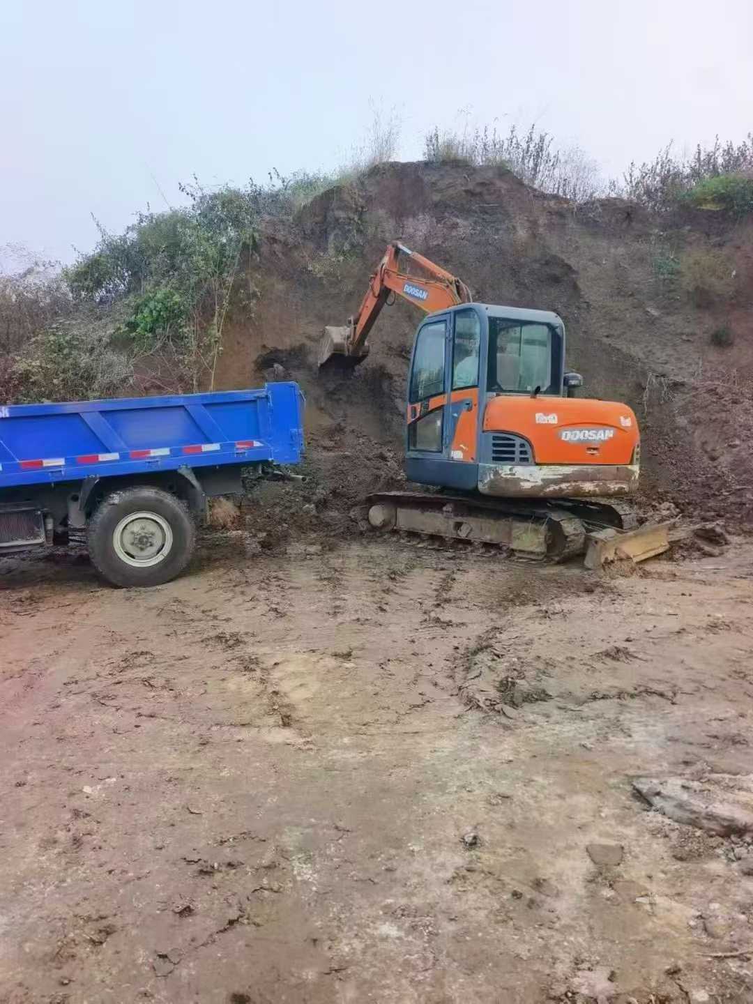 Used Doosan DX60 Excavator 2015 Model / 3