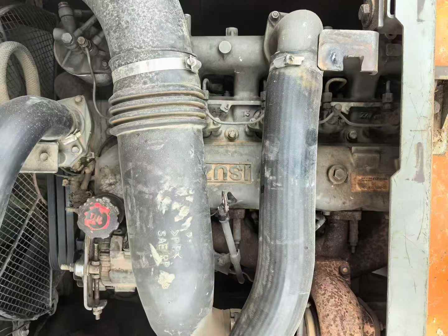 Used Hitachi ZAXIS200 Excavator 2013 Model / 6