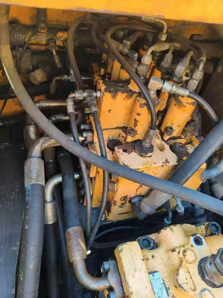 Used Hyundai R215-7 Excavator 2016 Model / 2