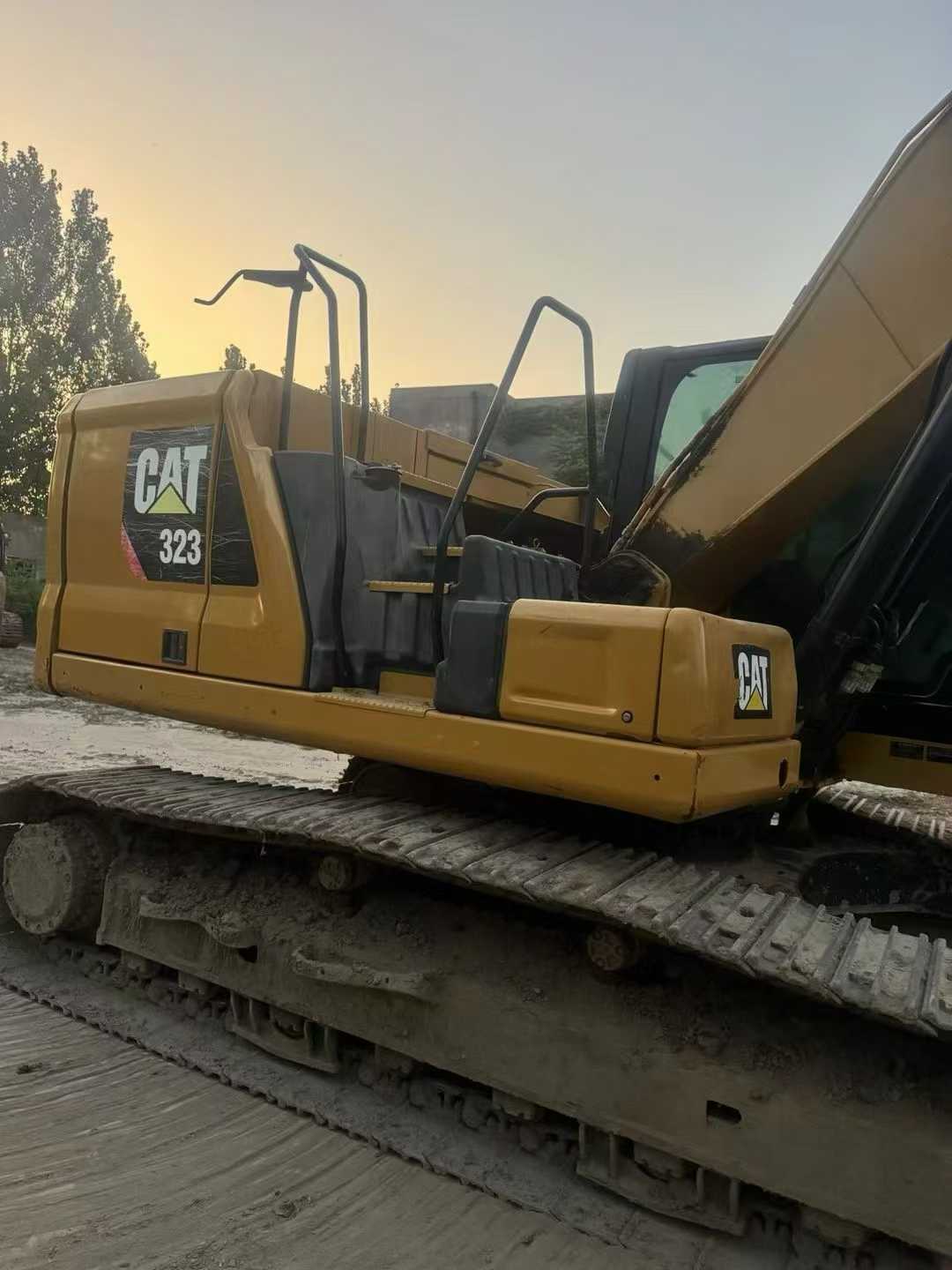 Used Caterpillar 323 Excavator 2019 Model / 2