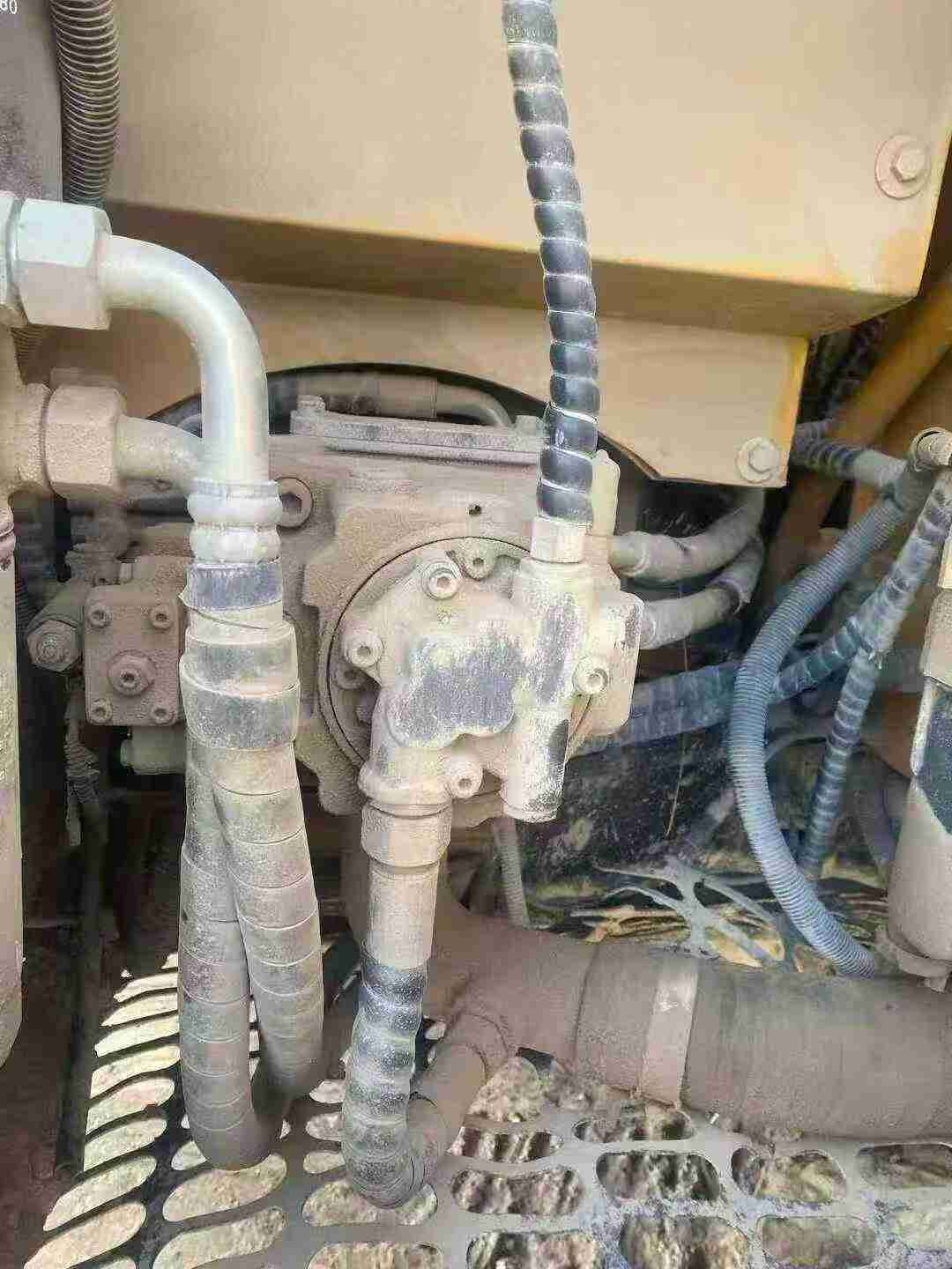 Used Sany SY135 Excavator 2019 Model / 5