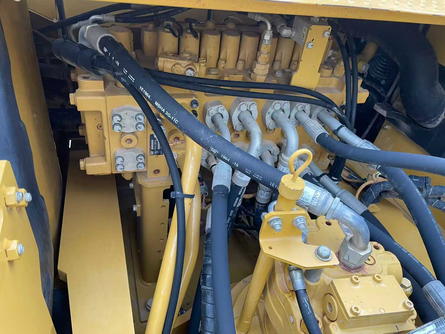 Used Caterpillar 330L Excavator 2020 Model / 3