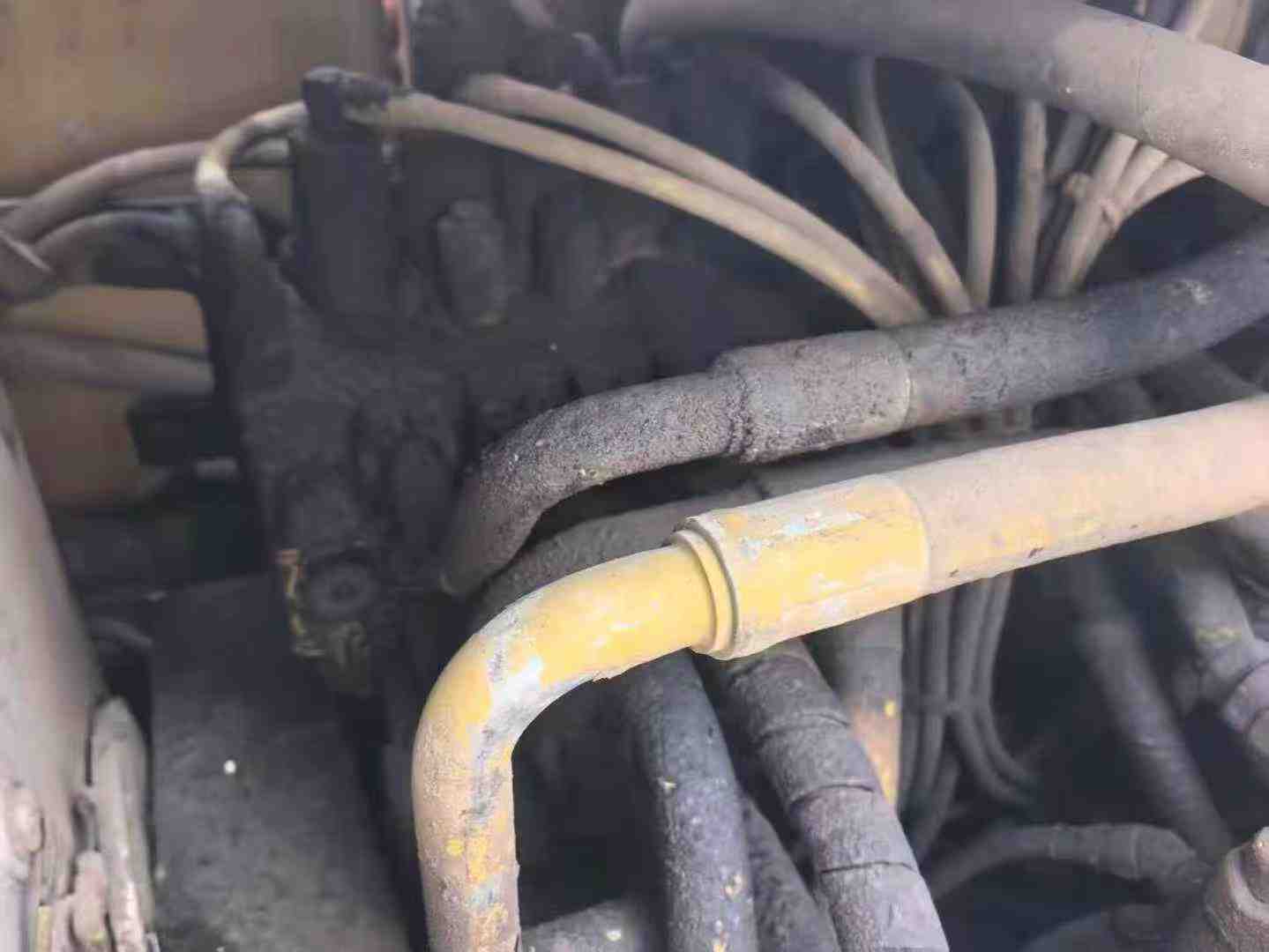 Used Caterpillar 325L Excavator 2016 Model / 2