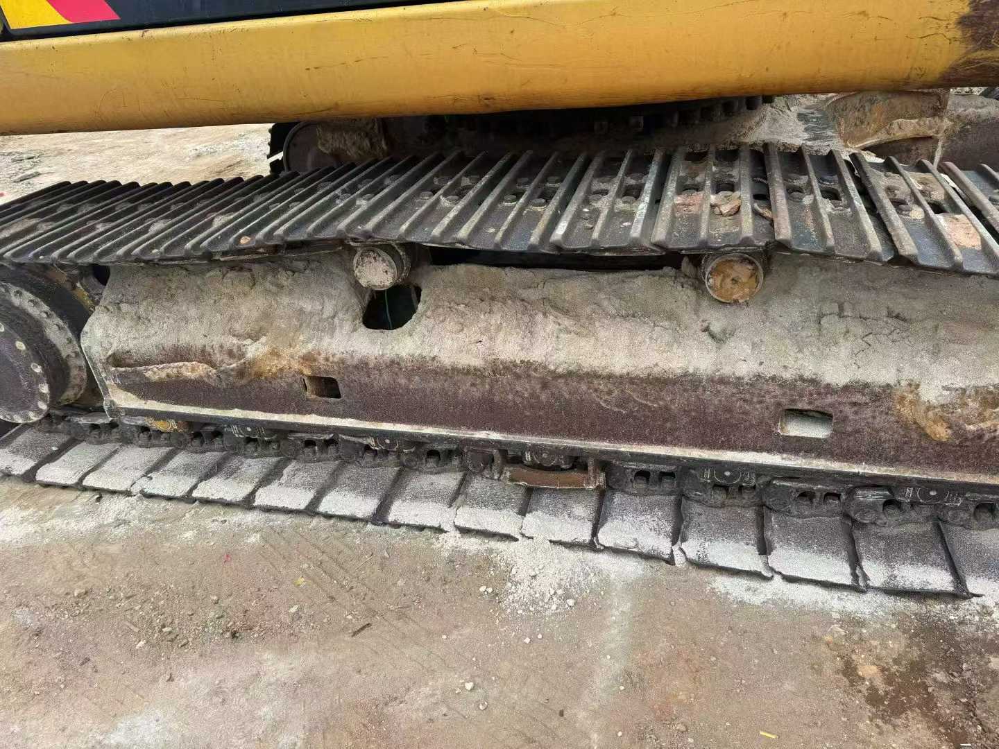 Used Caterpillar CT20 Excavator 2016 Model / 7