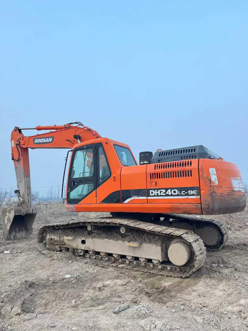 Used Doosan DH220-9E Excavator 2014 Model / 2