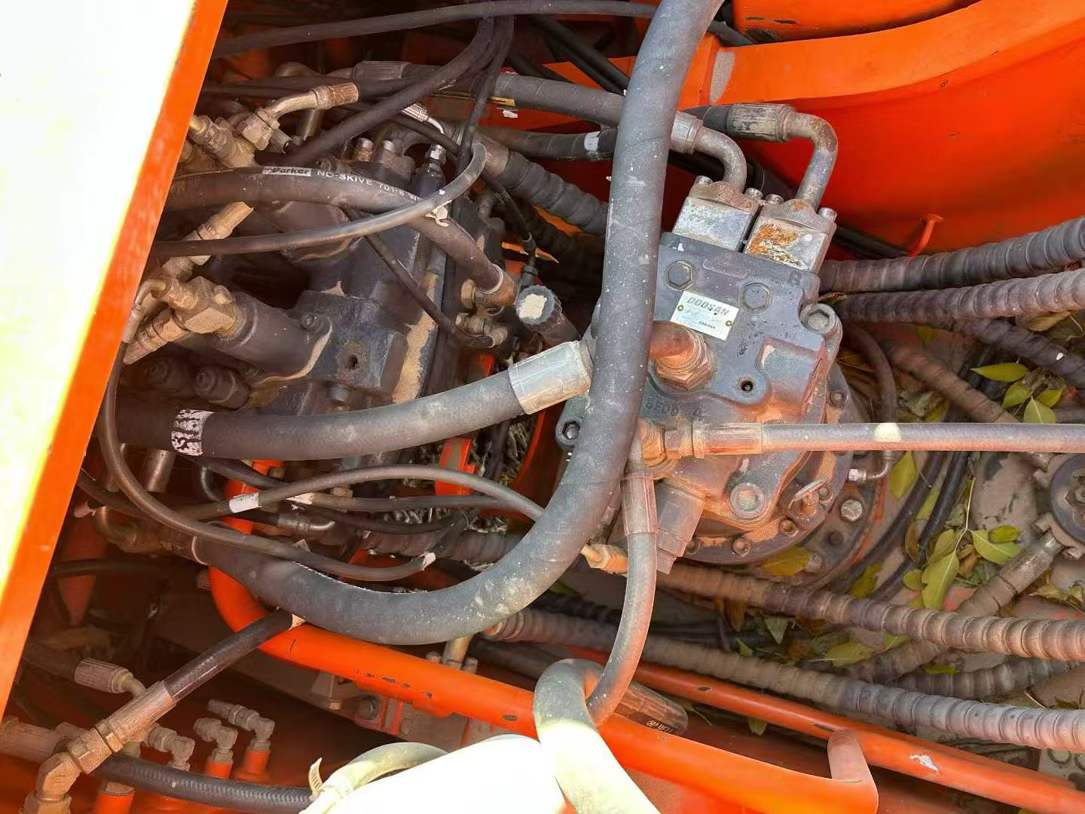 Used Doosan DH220-9E Excavator 2014 Model / 2