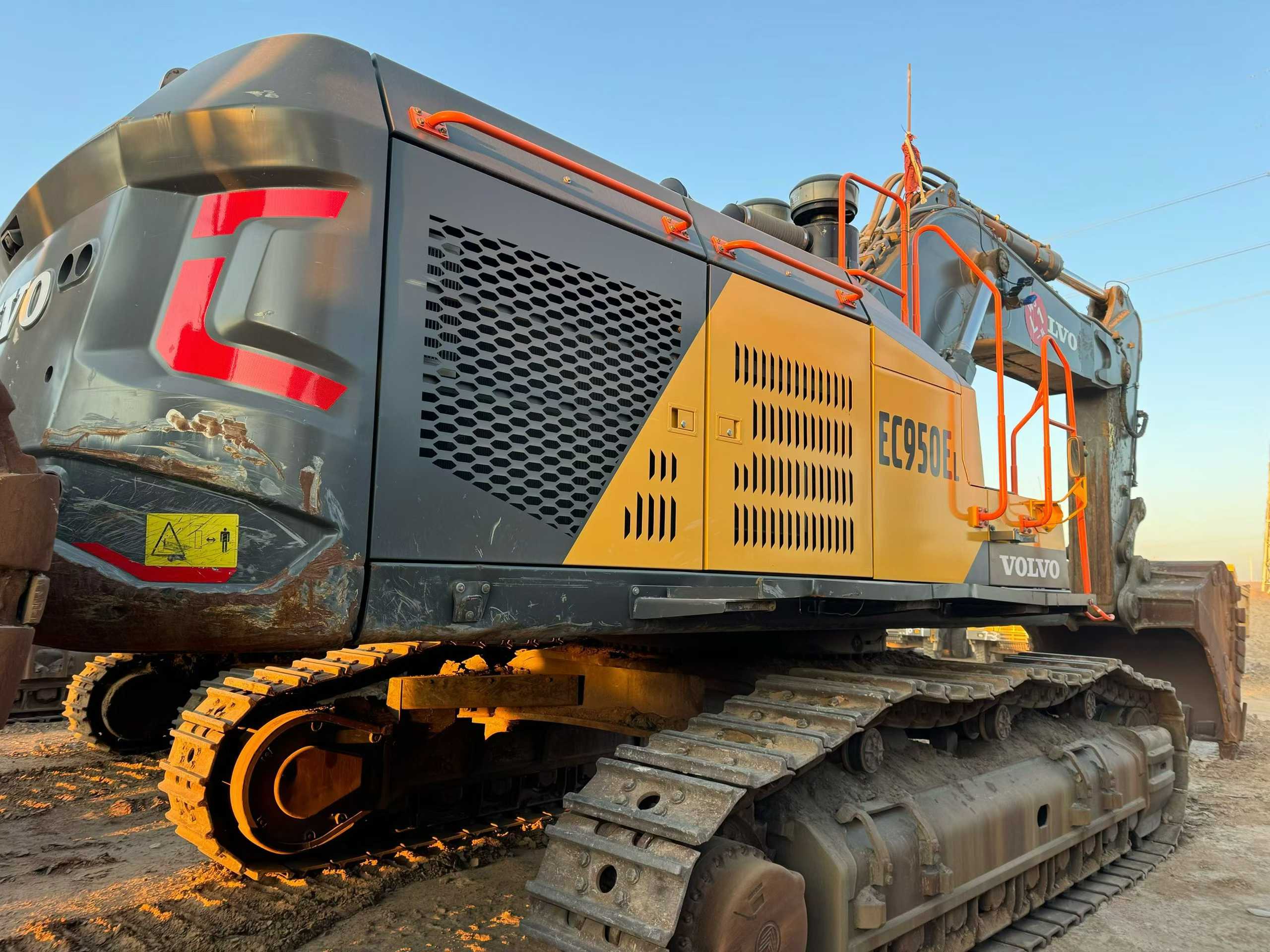 Used Sany SY85 Excavator 2016 Model / 3