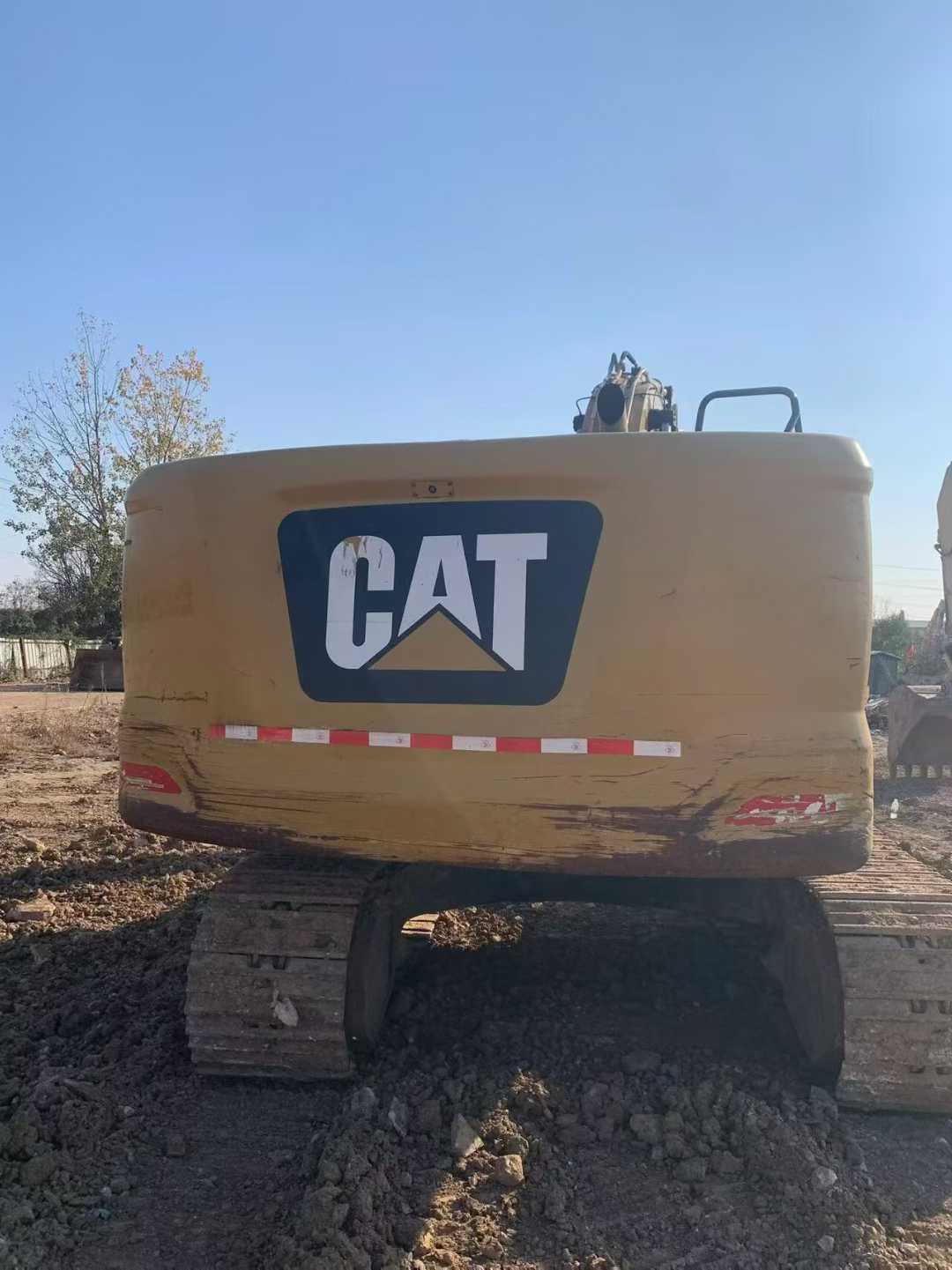 Used Caterpillar 323 Excavator 2018 Model / 4