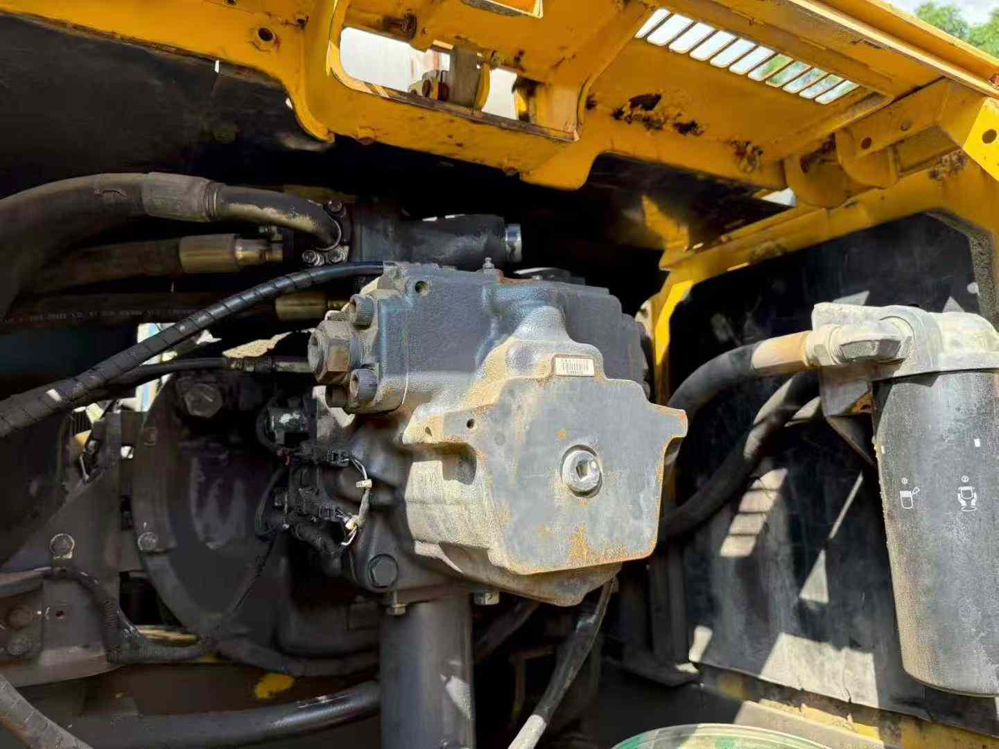 Used Komatsu PC60-7 Excavator 2011 Model / 6