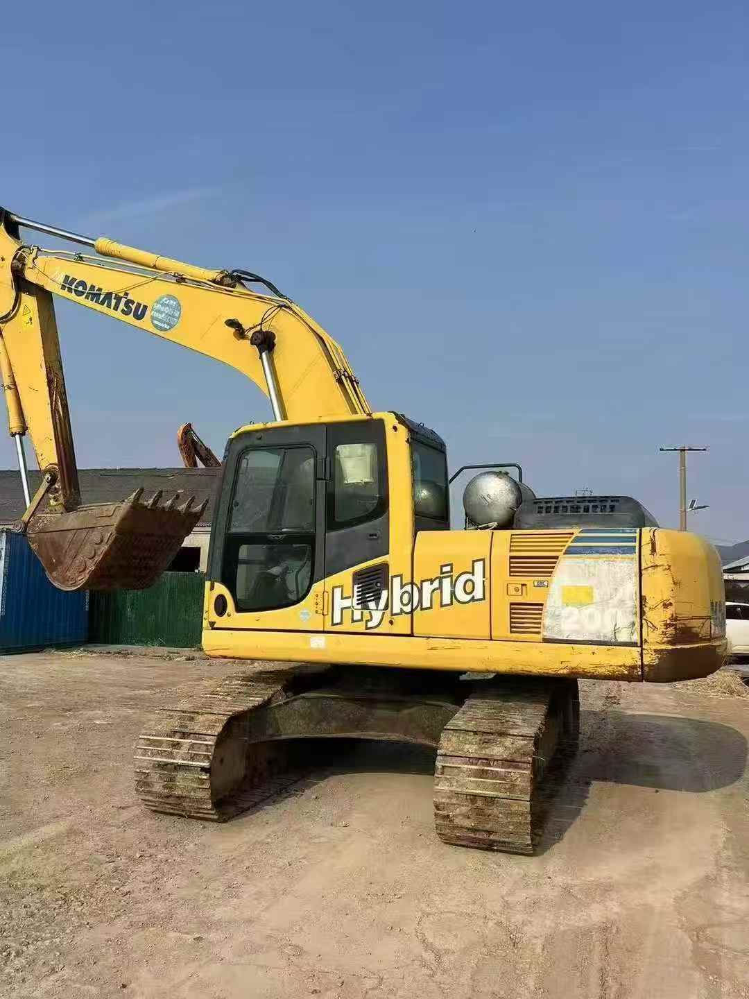 Used Komatsu PC200 Excavator 2016 Model / 3