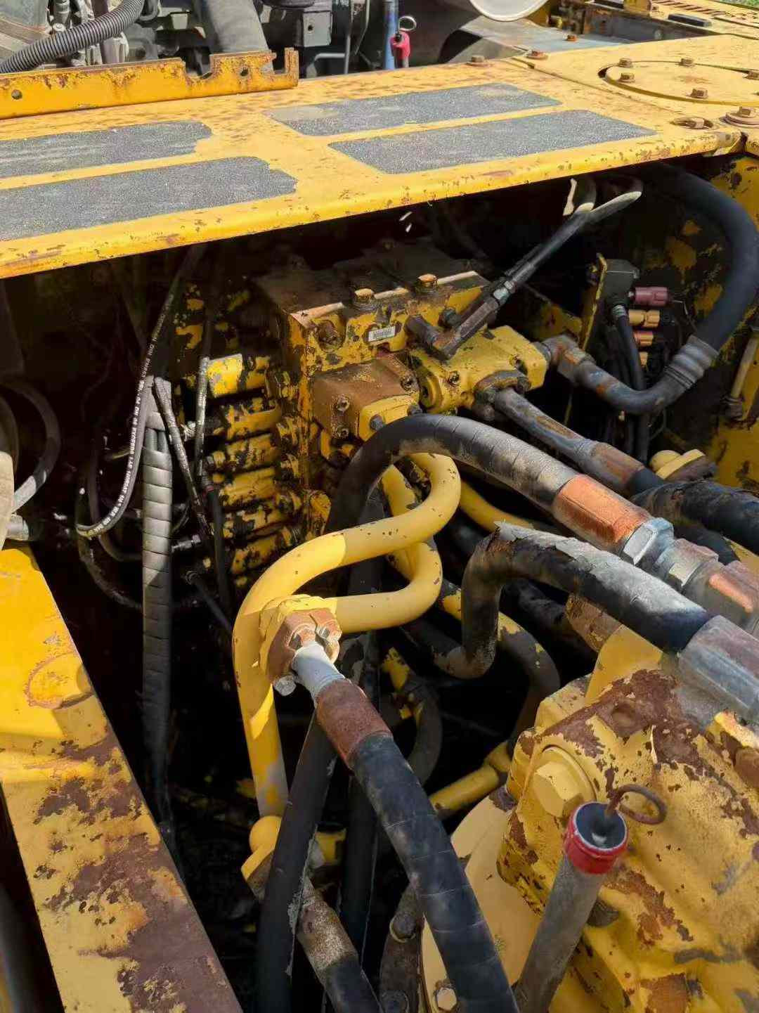 Used Komatsu PC60-7 Excavator 2011 Model / 4