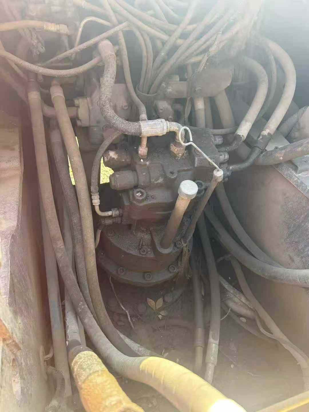 Used Hitachi ZAXIS200 Excavator 2012 Model / 7