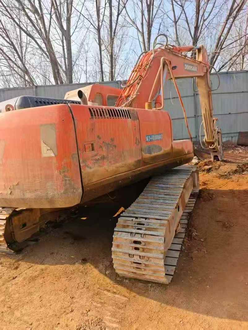 Used Doosan S225 Excavator 2016 Model / 2