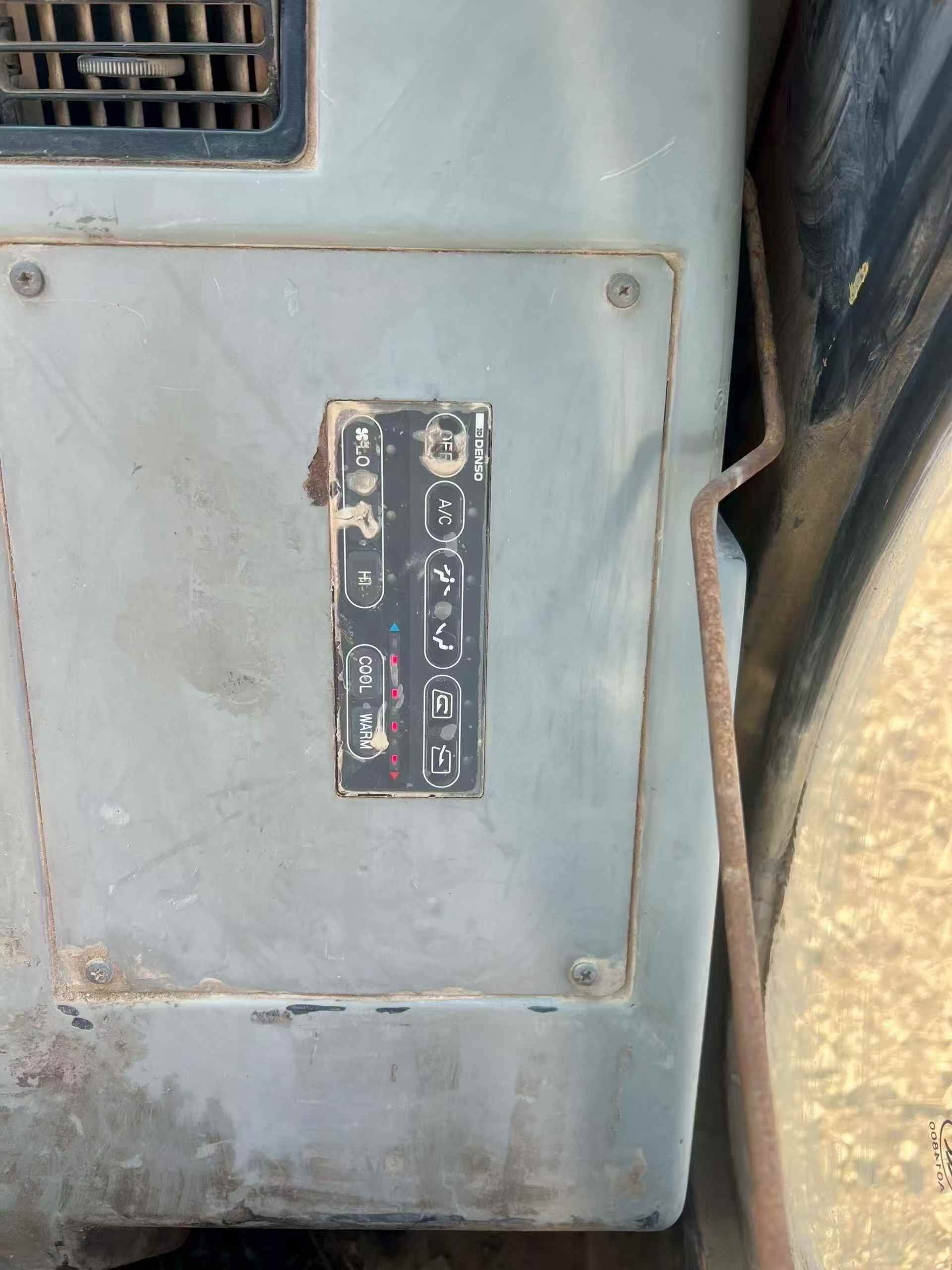 Used Komatsu PC60-7 Excavator 2010 Model / 9