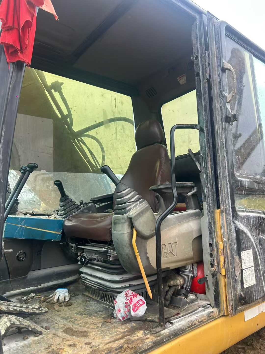 Used Caterpillar 320D Excavator 2016 Model / 5