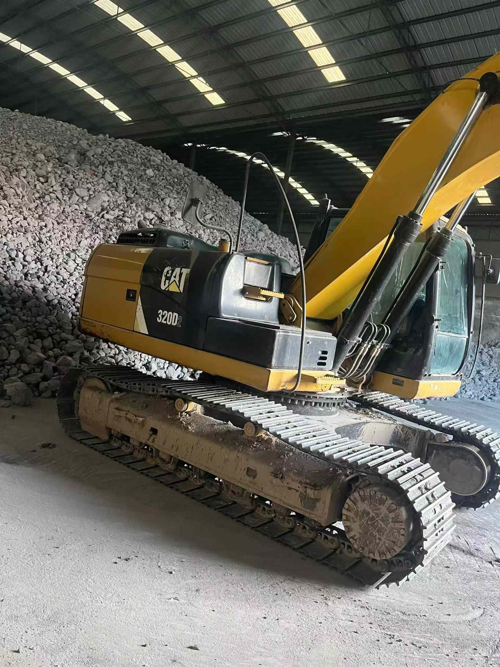 Used Caterpillar 320D Excavator 2014 Model / 4