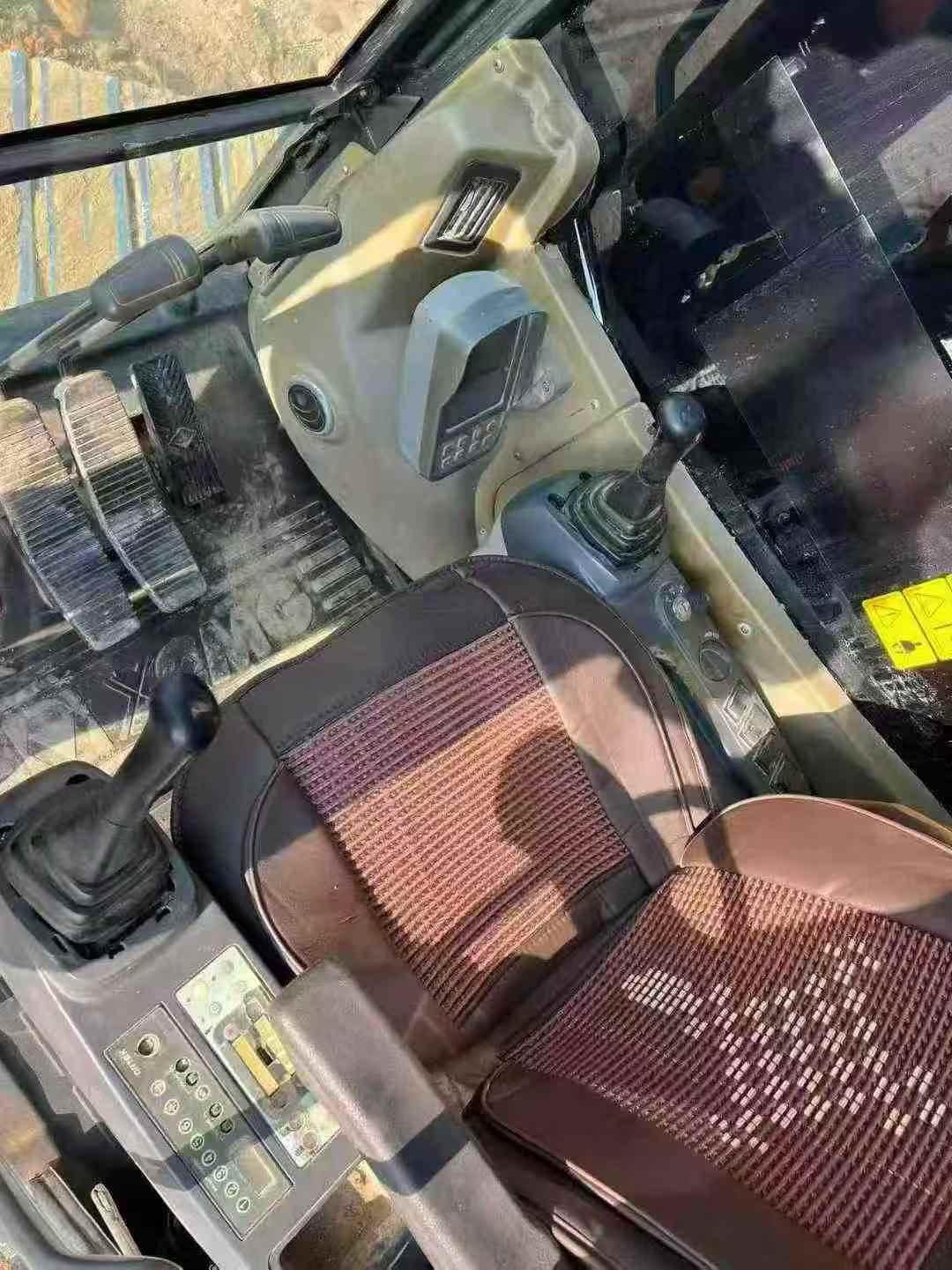 Used XCMG XE150D Excavator 2016 Model / 5