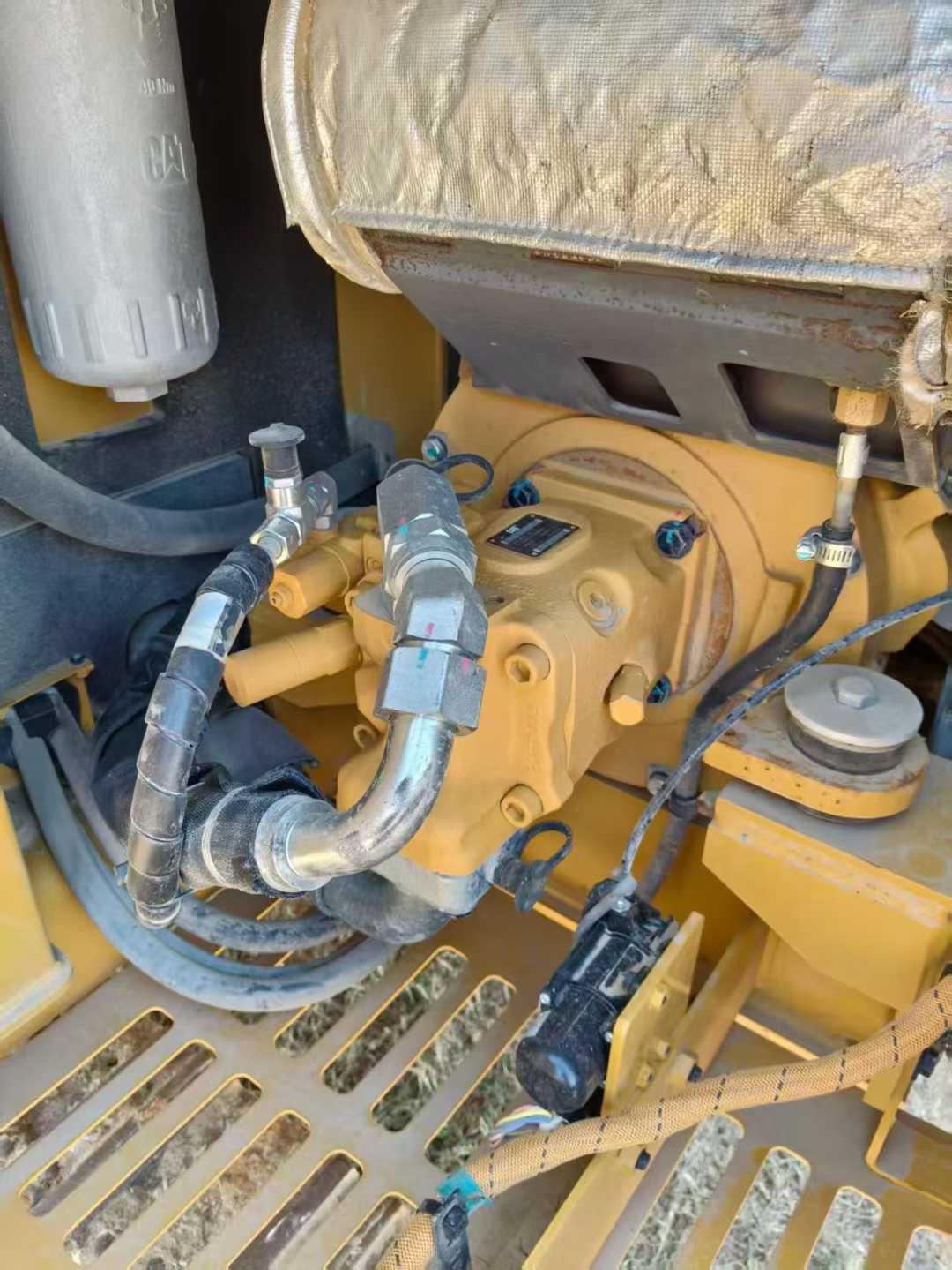 Used Caterpillar 305.5 Excavator 2016 Model / 6