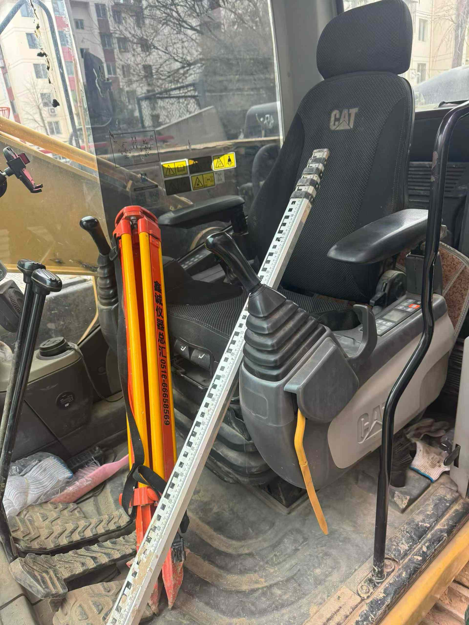 Used Caterpillar 320D Excavator 2017 Model / 8