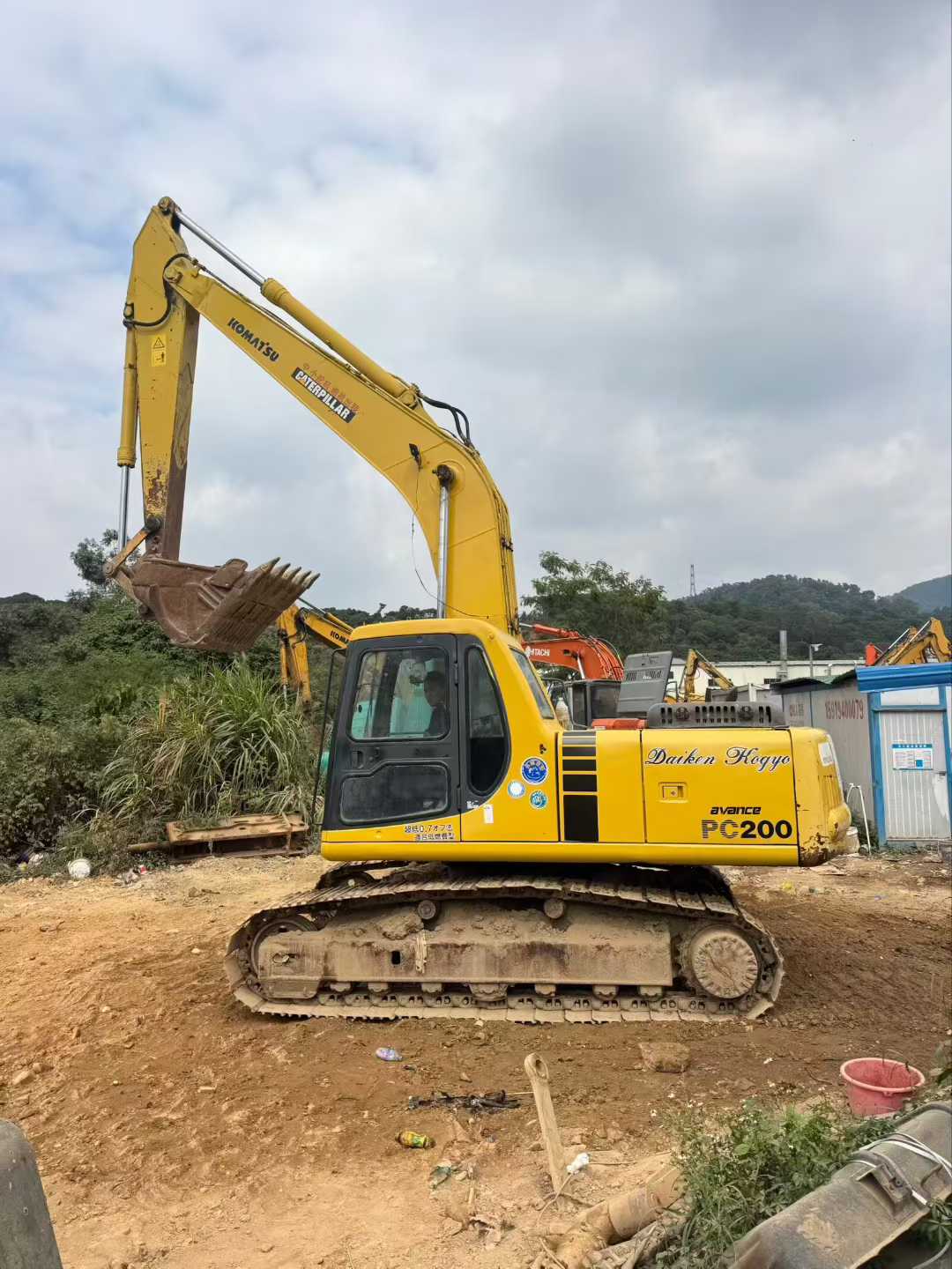 Used Komatsu PC200-6 Excavator 2016 Model / 2