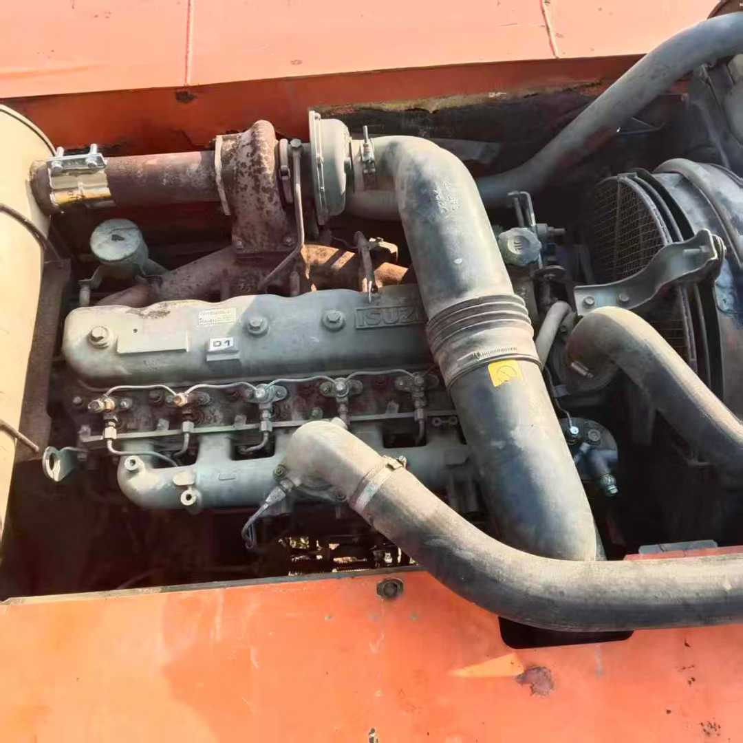 Used Hitachi ZX240 Excavator 2011 Model / 8