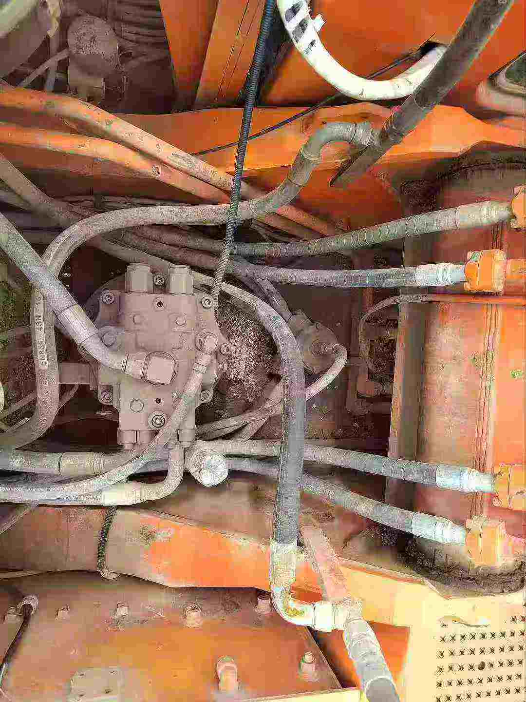 Used Doosan DH70 Excavator 2016 Model / 7