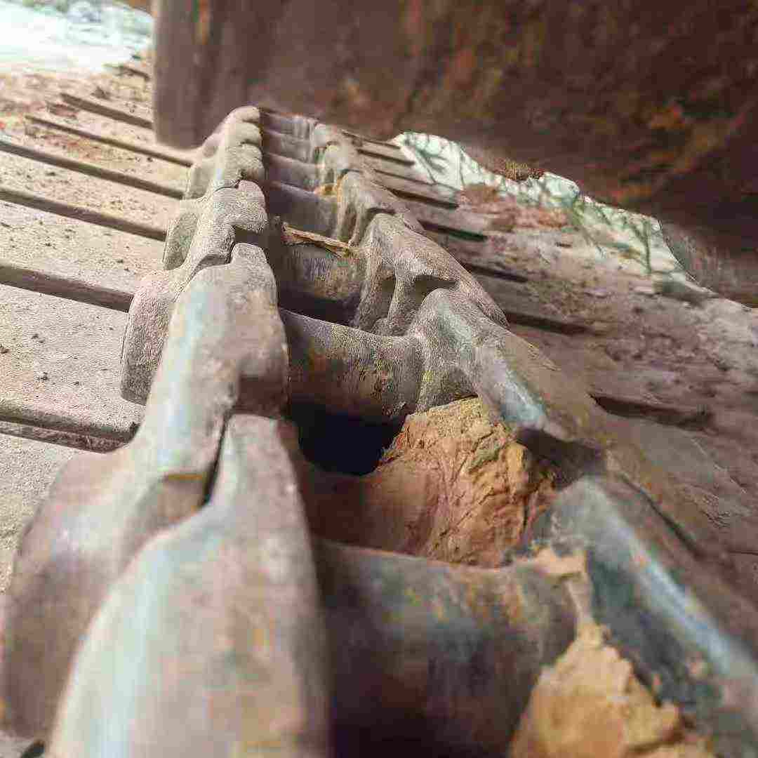 Used Volvo EC140 Excavator 2016 Model / 8