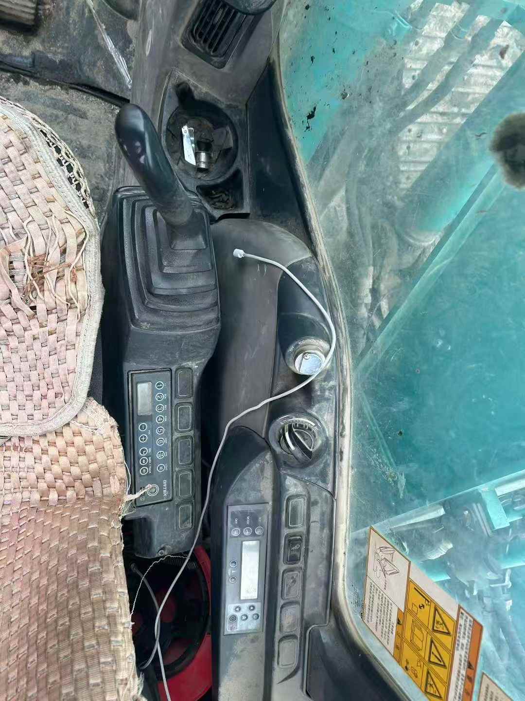 Used Kobelco SK130-8 Excavator 2014 Model / 9