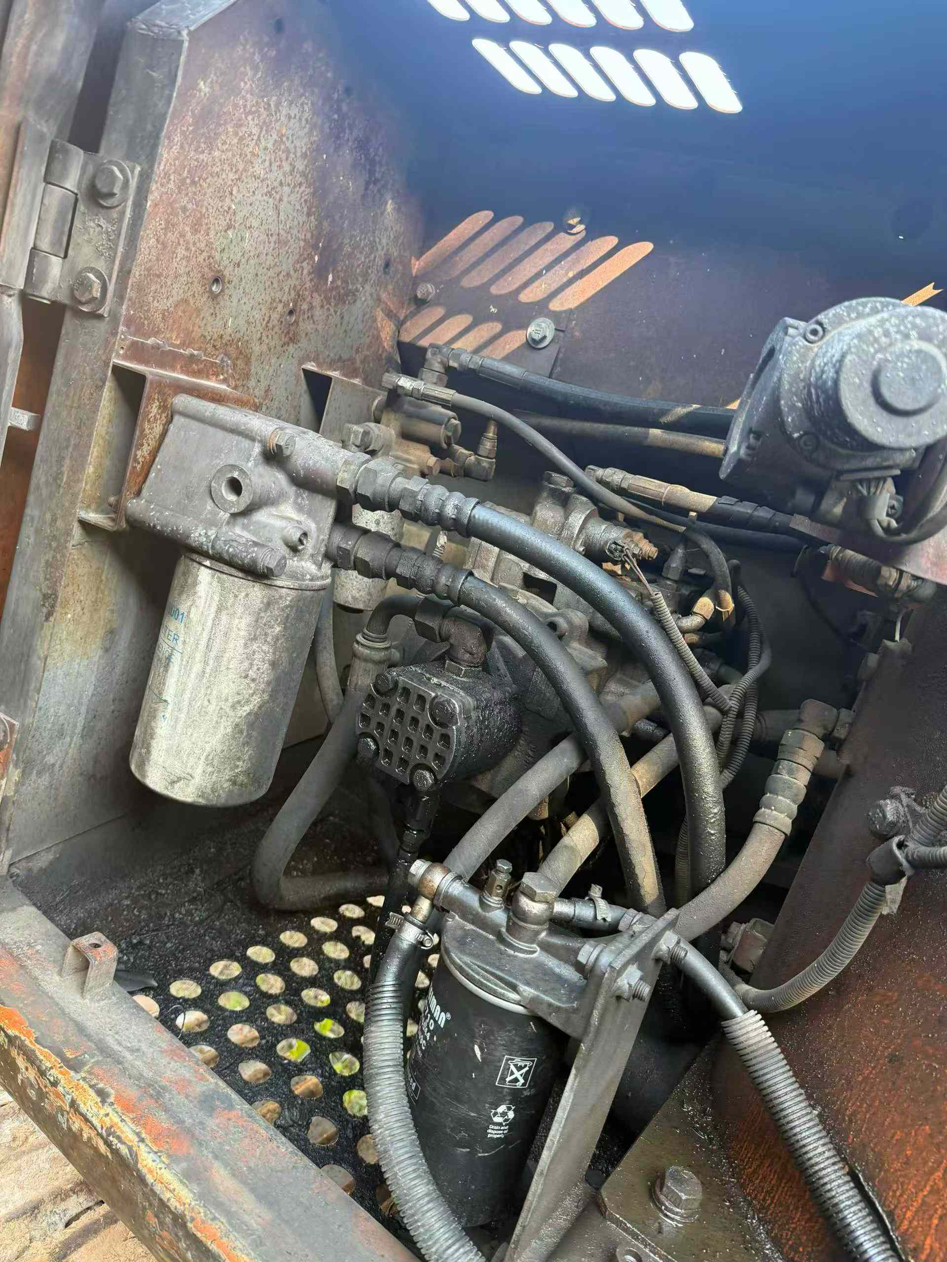 Used Hitachi ZX120 Excavator 2016 Model / 8