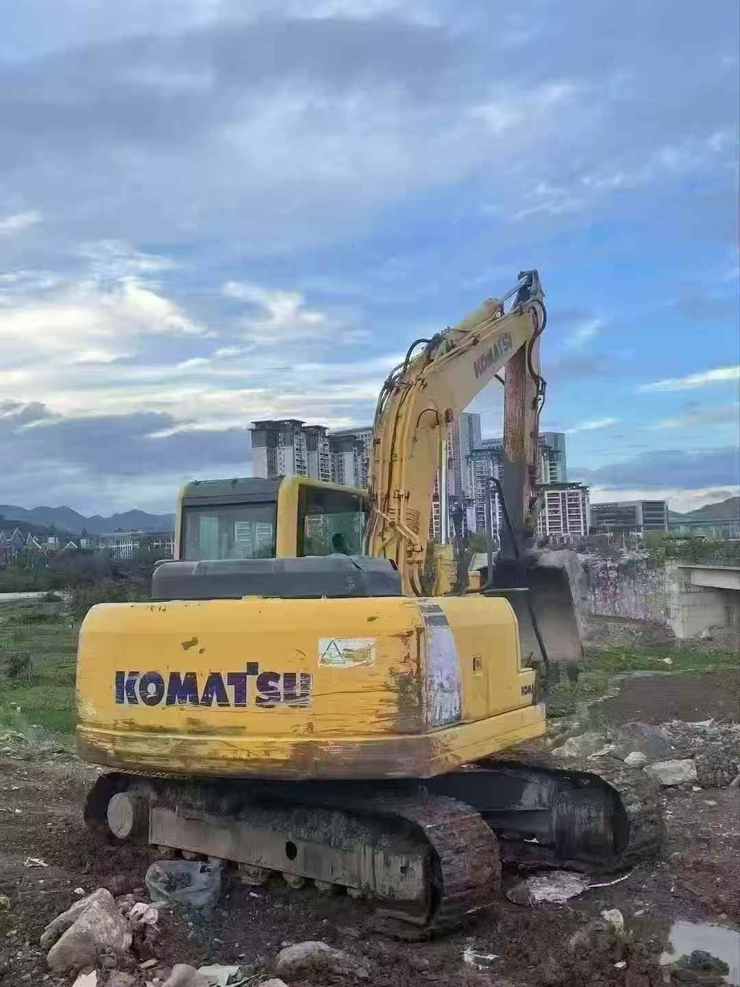 Used Komatsu PC130 Excavator 2018 Model / 2
