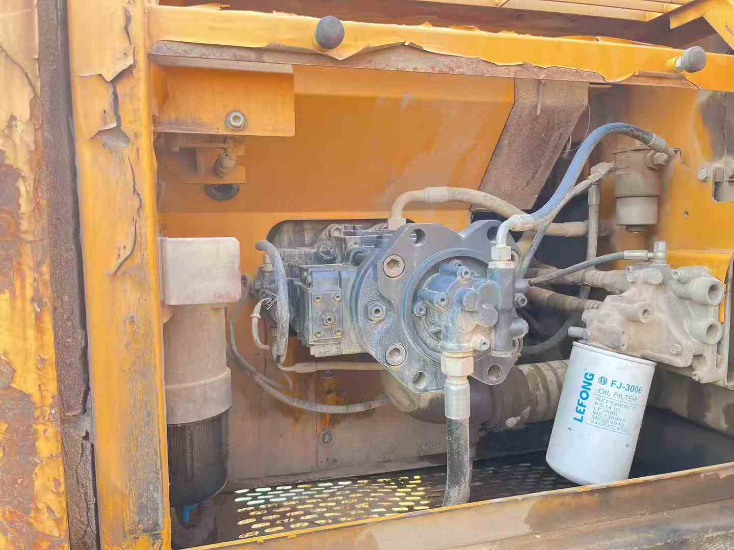 Used Sany SY205H Excavator 2015 Model / 5