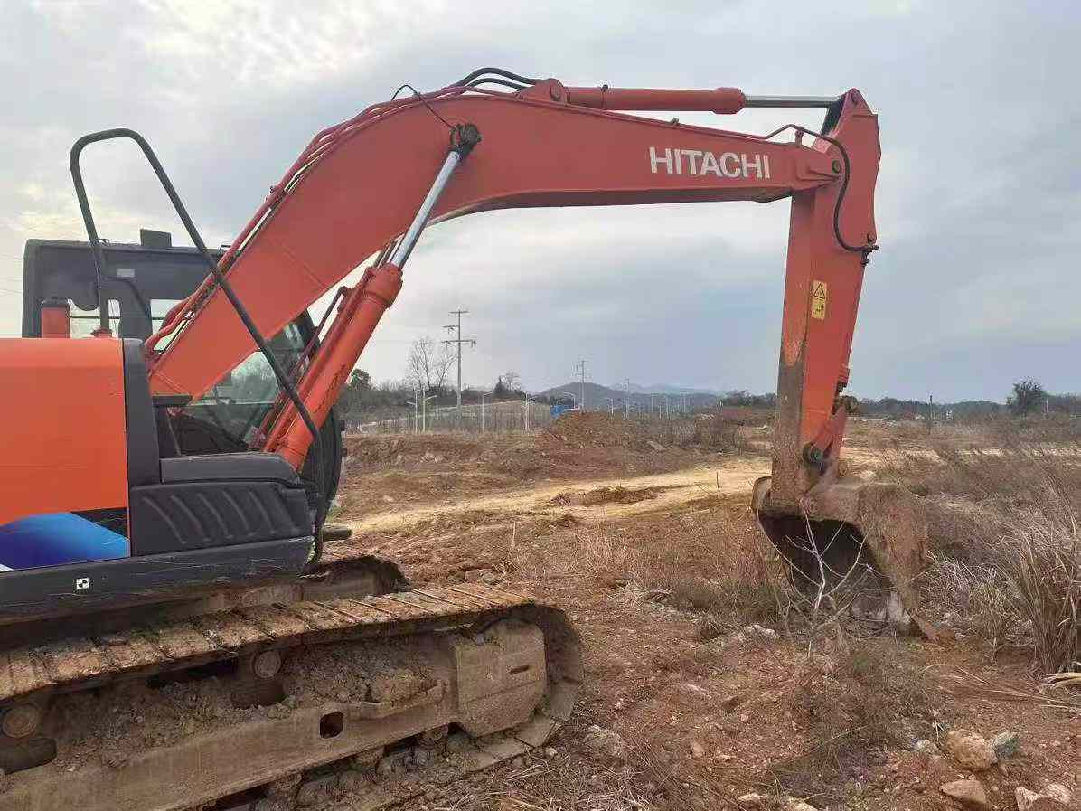 Used Hitachi ZAXIS200 Excavator 2018 Model / 9