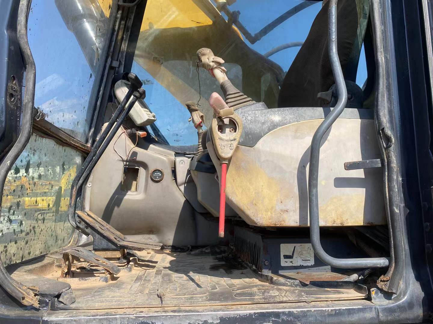 Used Sany SY215ACE Excavator 2016 Model / 4