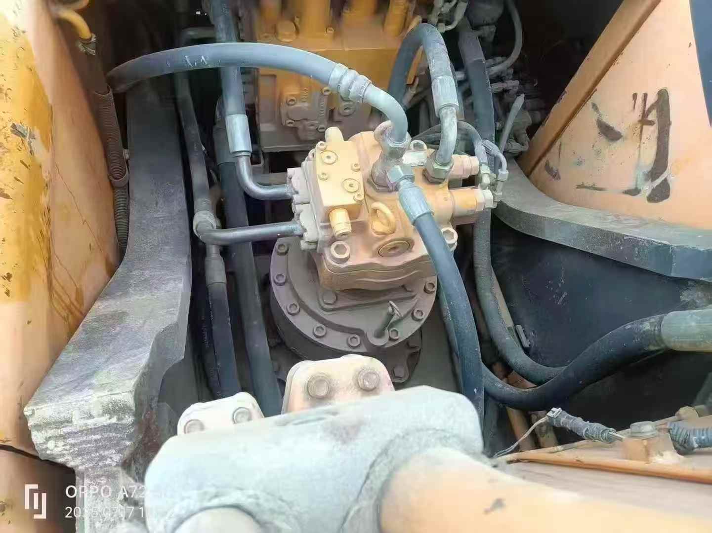 Used Sany SY235H Excavator 2015 Model / 4