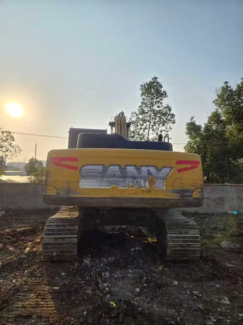 Used Sany SY200H Excavator 2020 Model / 7