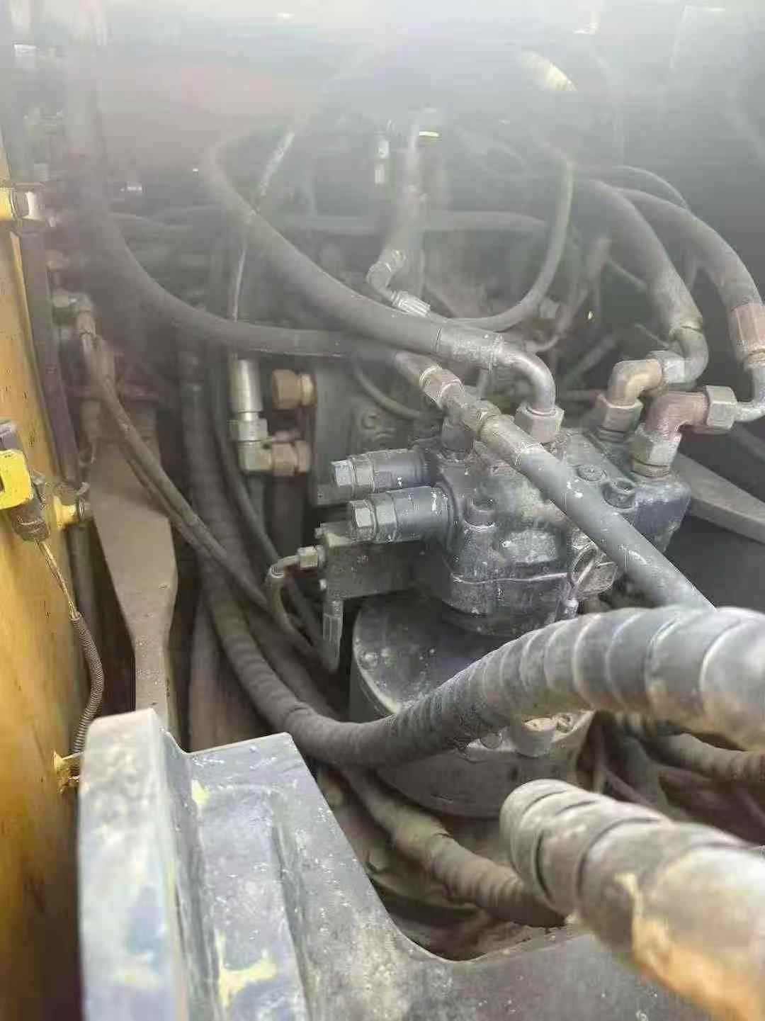 Used XCMG XE150D Excavator 2016 Model / 7