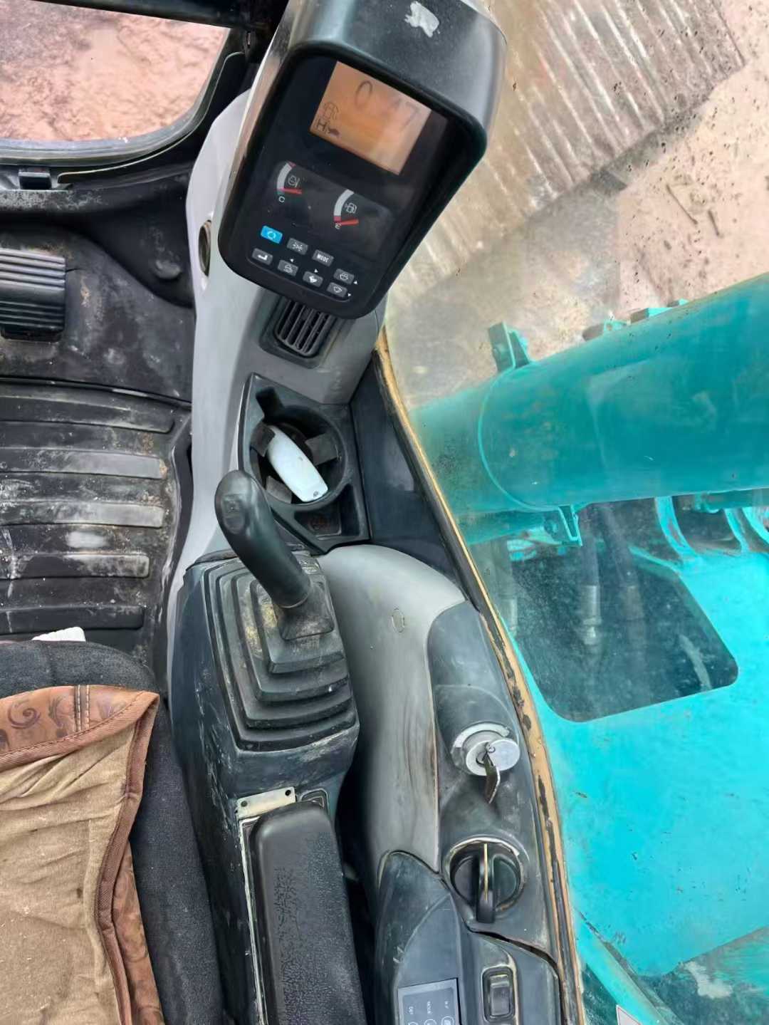 Used Kobelco SK350-8 Excavator 2016 Model / 3