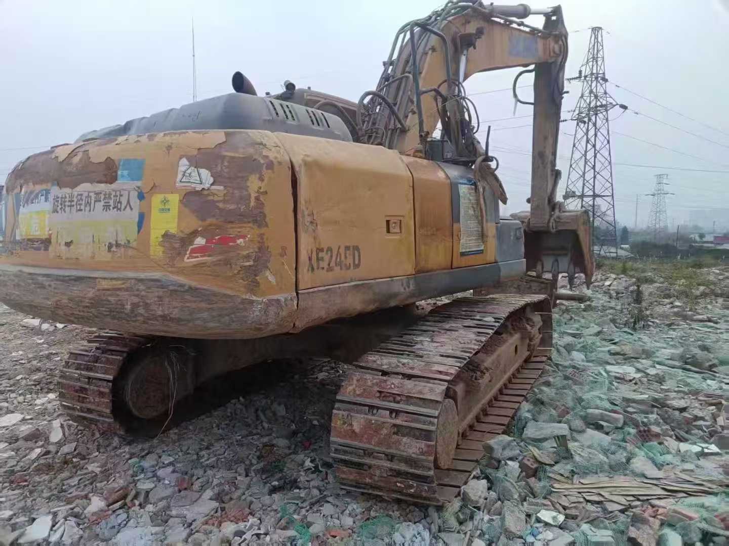 Used XCMG XE215 Excavator 2018 Model / 3